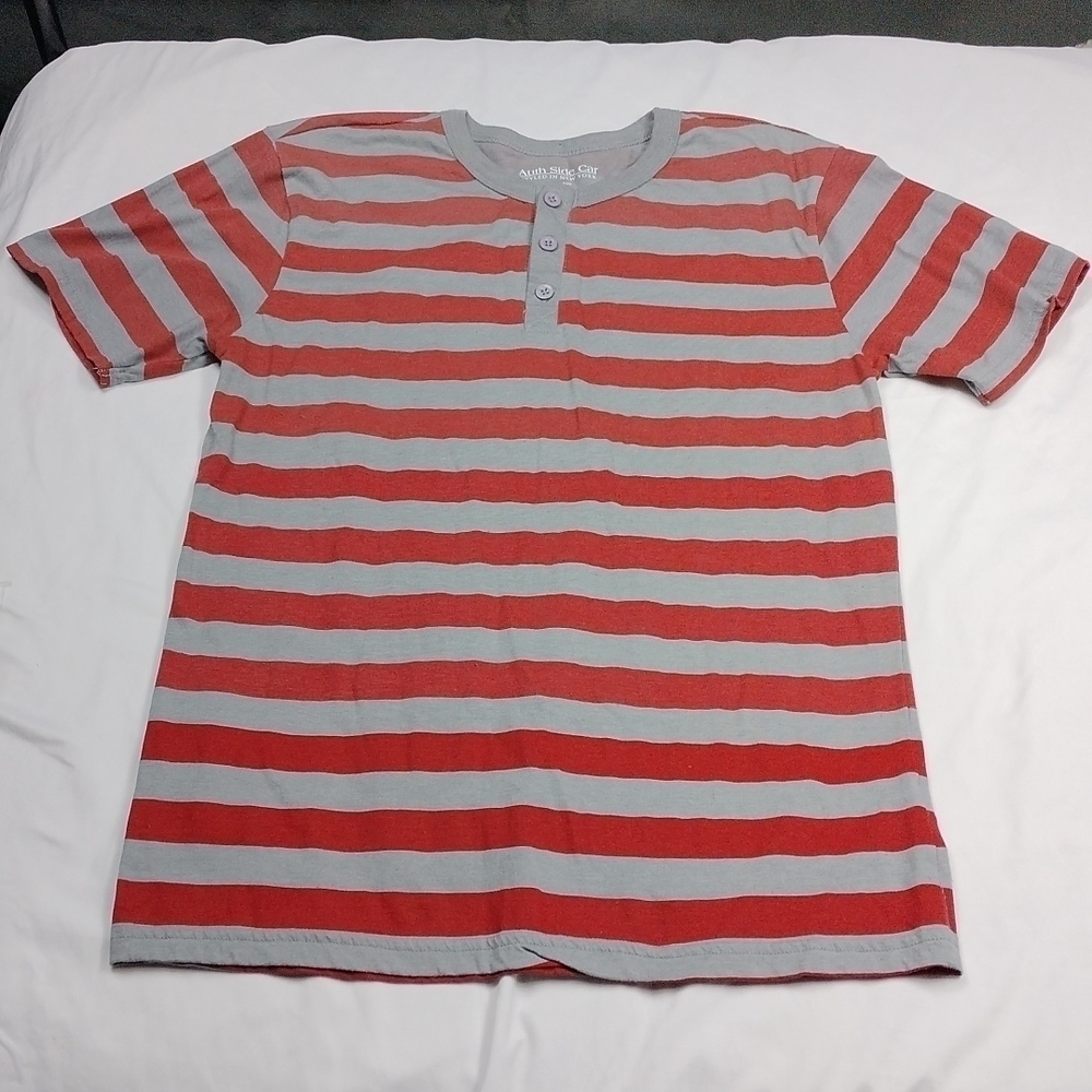 Auth side car men's small sized shirt